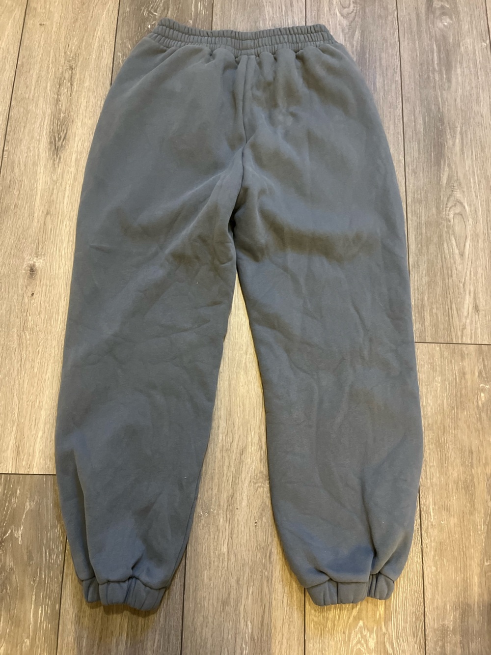 Women’s Relaxed Fleece Joggers - Gray - Picture 6 of 9